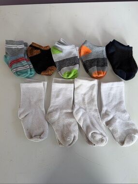 9 Pairs 3-4T toddler boy socks